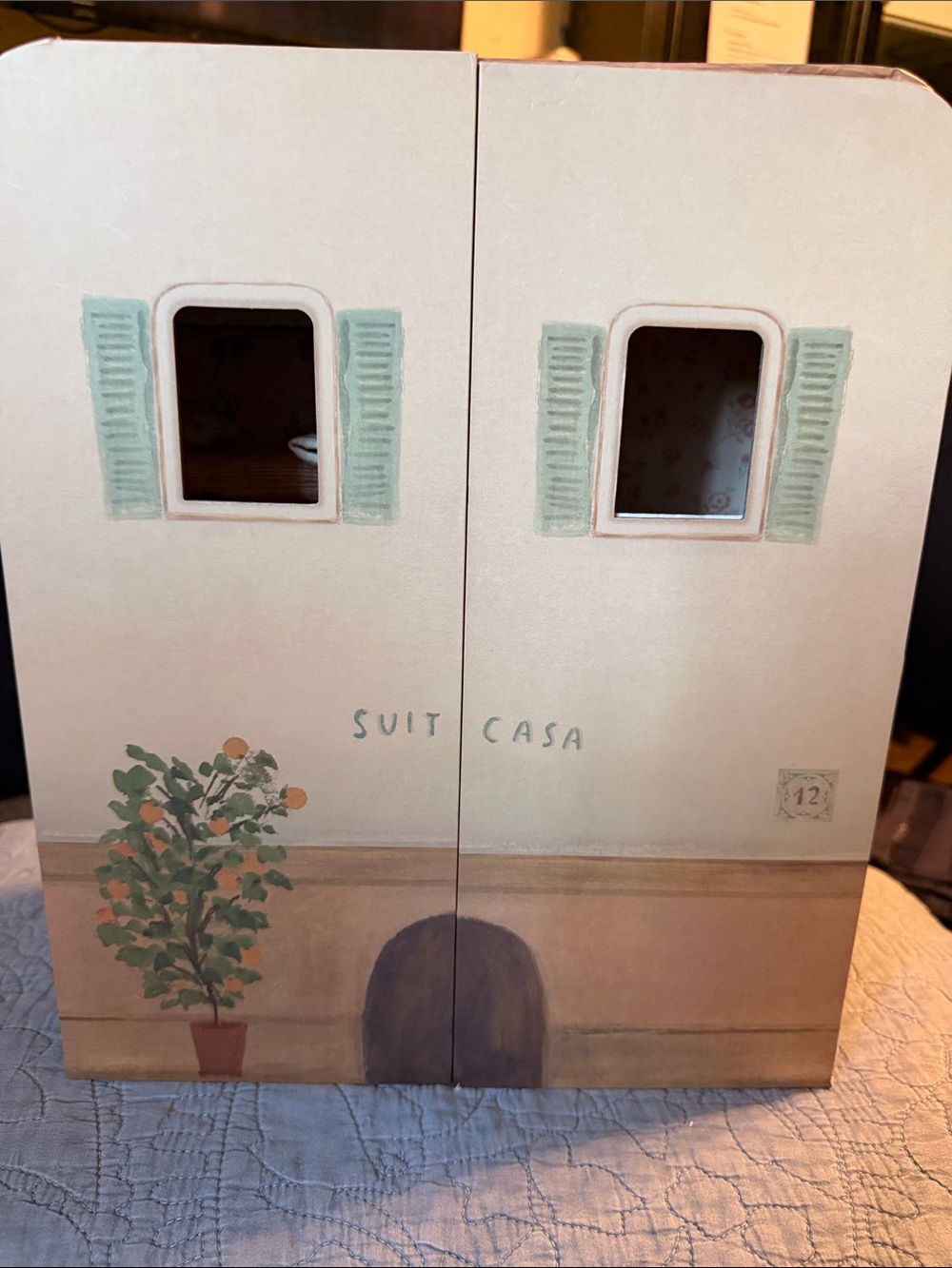 Kids Toy Playhouse Carry Case - Cream with Green Shutters - Picture 4 of 5